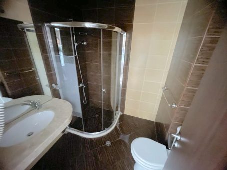 ID 614 bathroom