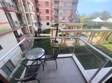 ID 826 terrace