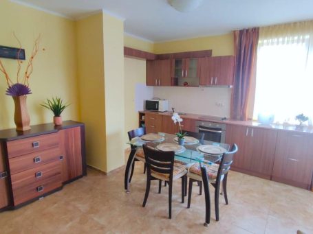 ID 847 living room with kitchen