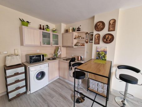 ID 814 Kitchen corner