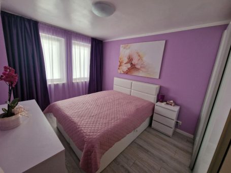 ID 814 bedroom