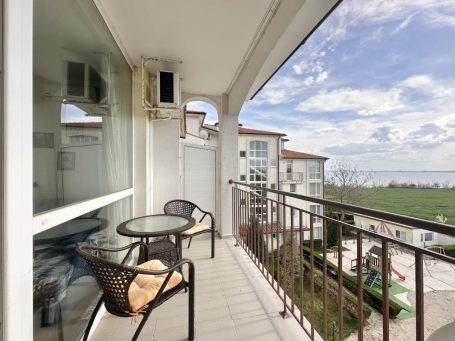 ID 838 terrace
