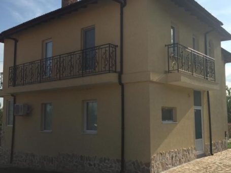 ID 827 house in the village of Goritsa
