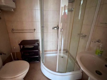 ID 1139 bathroom