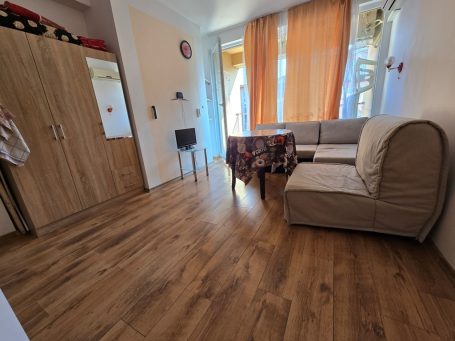ID 1143 Living room