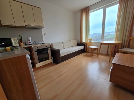 ID 1141 Budget studio