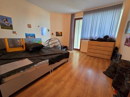 ID 1142 bedroom