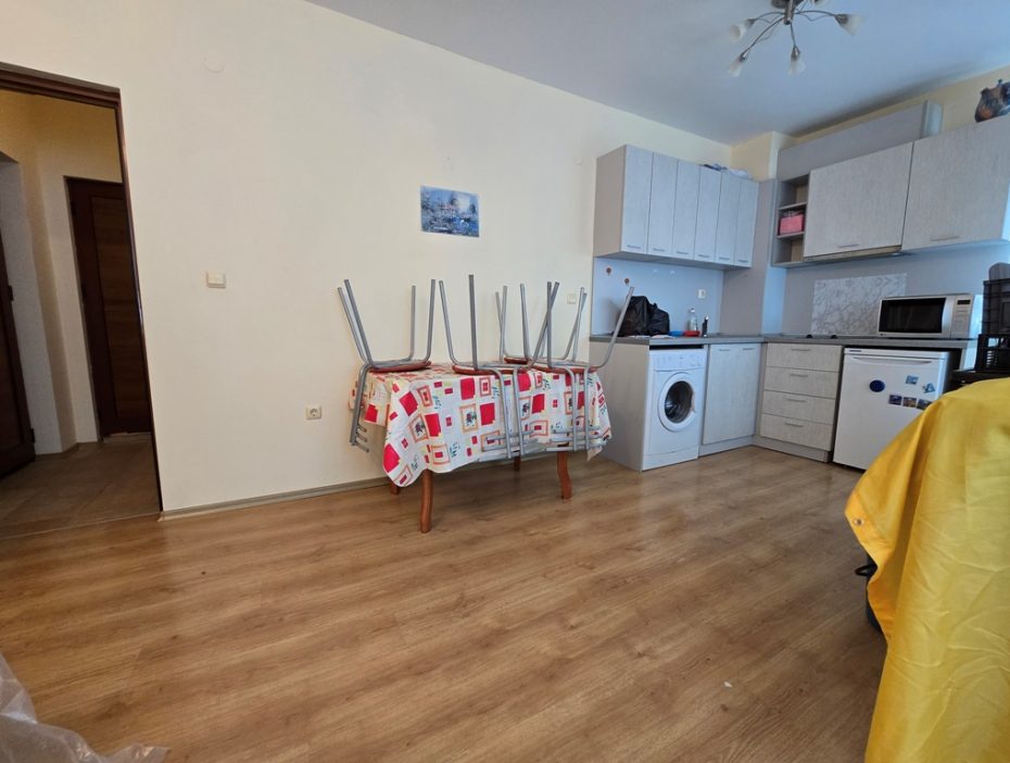 ID 1142 Spacious apartment in the "Amadeus 5" complex