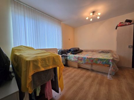 ID 1142 Living room