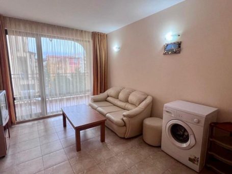 ID 1139 Living room
