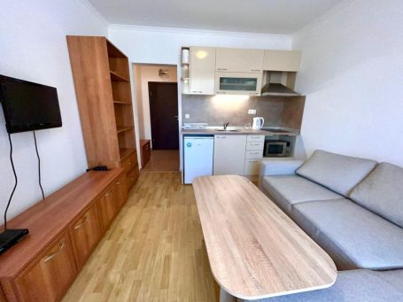 ID 1152 Living room with kitchen