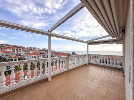 ID 1149 terrace