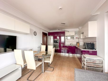 ID 1149 Living room with kitchen