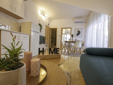 ID 1161 Living room