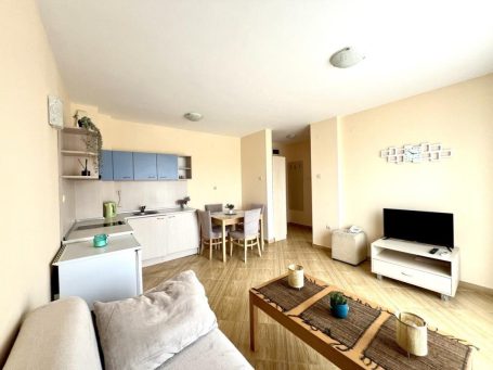 ID 1159 living room
