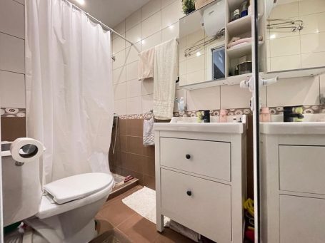 ID 1146 bathroom