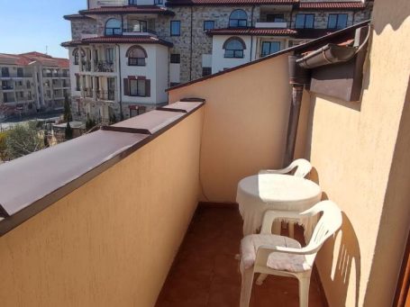 ID 1073 terrace