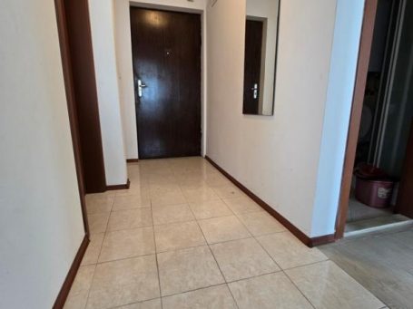 ID 1171 entrance hall