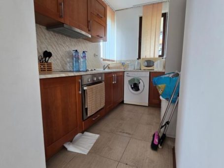 ID 1171 kitchen area