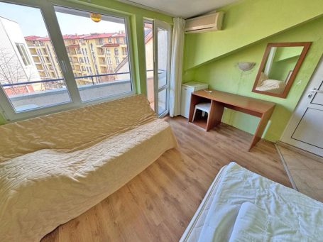ID 1176 Cheap studio in Sunny Beach