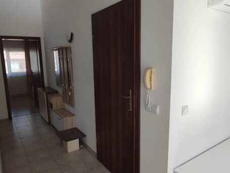 ID 1073 Прихожая