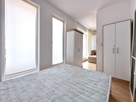 ID 1169 bed, wardrobe