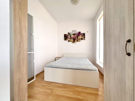 ID 1169 bedroom