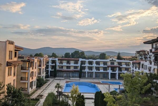 Апартамент в жилом комплексе Saint Nicola в Черноморце - Apart Estate - продажа