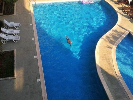 1209 pool view