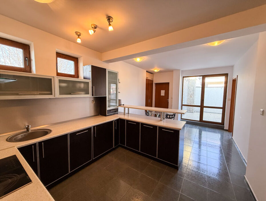 ID 1205 Апартамент с 3 спальнями в комплексе Chateau Del Mar - продажа