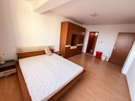 ID 1205 bedroom