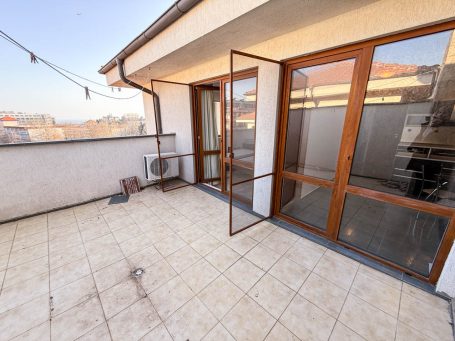ID 1205 terrace