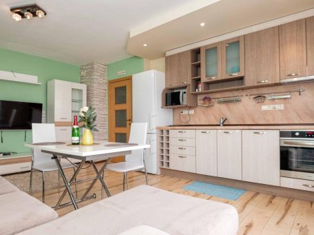 ID 1183 kitchen and living room