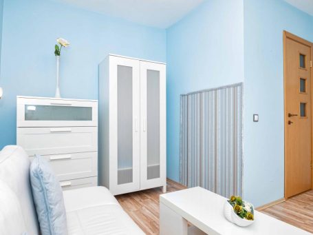 ID 1183 Sofa, wardrobe in the bedroom