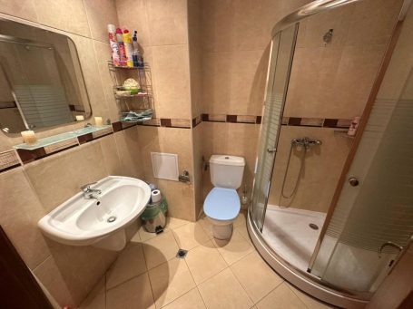 ID 1200 bathroom