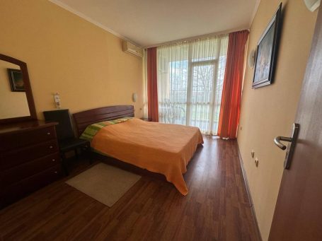 ID 1200 bedroom