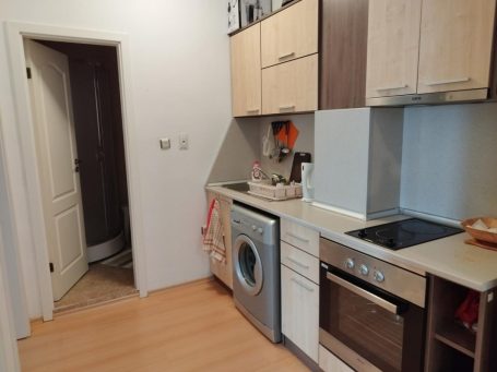 ID 1215 Kitchen area