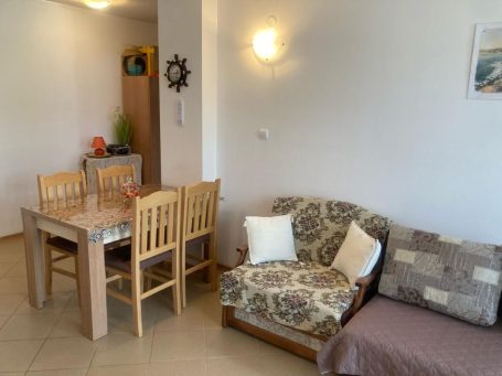 ID 1220 living room