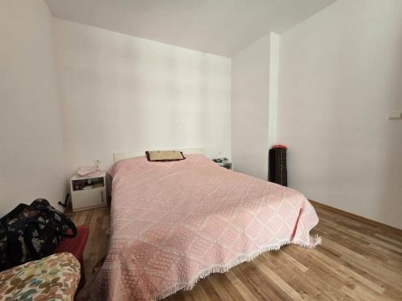 ID 1225 bedroom