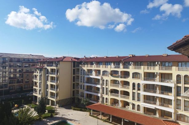 Апартамент в комплексе «Royal Dreams» в Солнечном берегу - продажа
