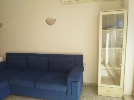 ID 1224 Sofa, wardrobe