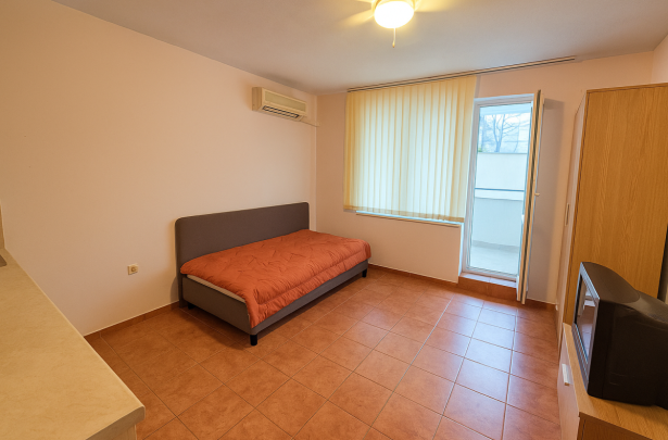 Бюджетная студия в комплексе Marack, Солнечный Берег - Apart Estate