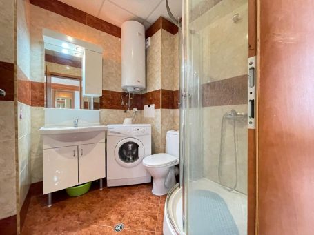 ID 1239 bathroom