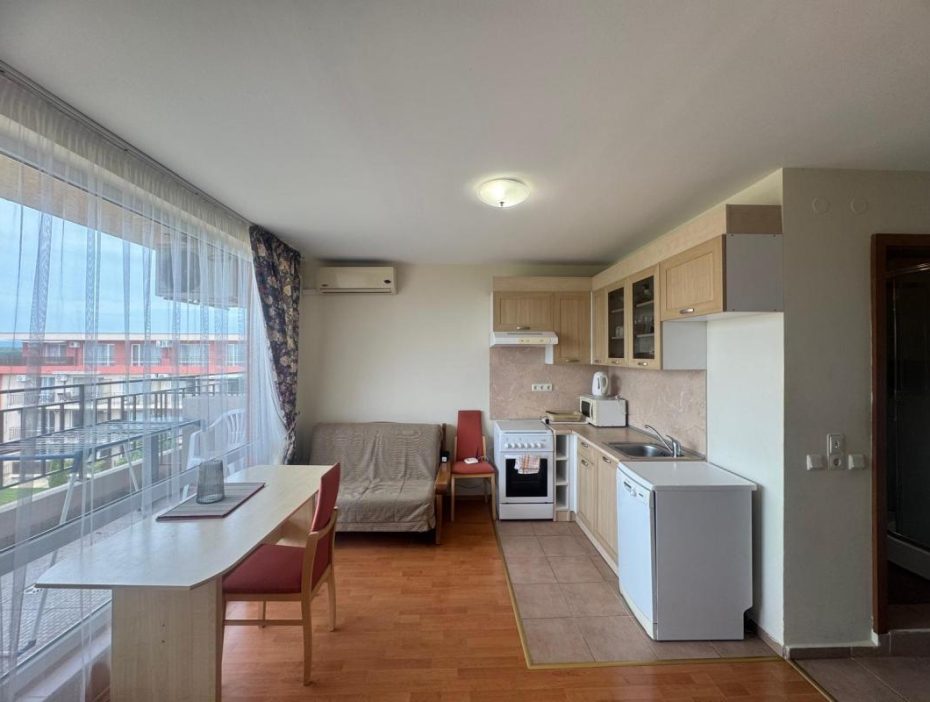 Cozy apartment in Holiday Fort Noks complex, Sunny Beach - for sale