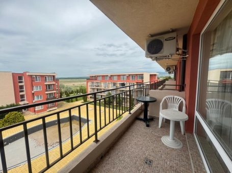 ID 1239 terrace