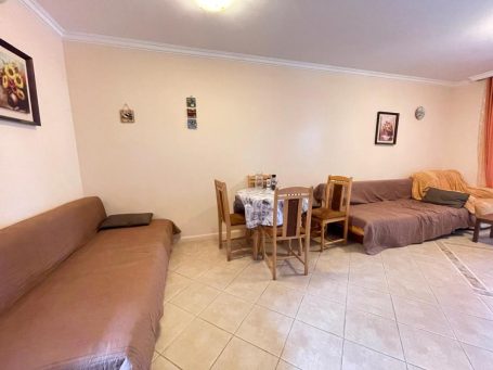 ID 1220 Living room with furniture