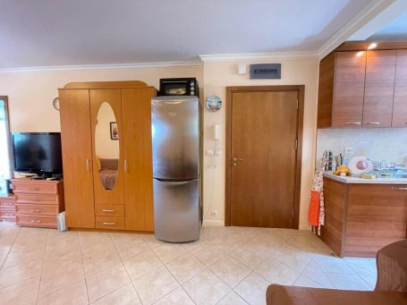 ID 1220 furniture