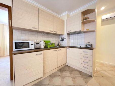 ID 1237 kitchen area