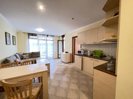 ID 1237 Dining area and kitchen