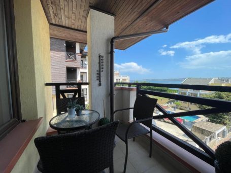 ID 1223 terrace